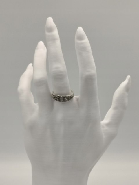 Piękny damski srebrny pierścionek/obrączka CYRKONIE r.20 srebro 925 VINTAGE