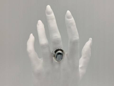 Piękny stary damski srebrny pierścionek HEMATYT srebro 925 r.21 VINTAGE