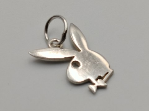 Piękny stary srebrny damski wisiorek/zawieszka KRÓLICZEK PLAYBOYA vintage