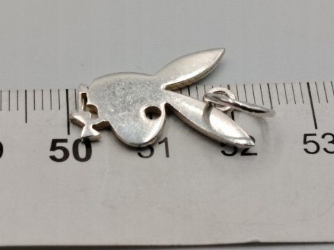 Piękny stary srebrny damski wisiorek/zawieszka KRÓLICZEK PLAYBOYA vintage