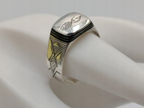 Piękny stary srebrny pierścionek/sygnet LISTKI r.22 biżuteria VINTAGE