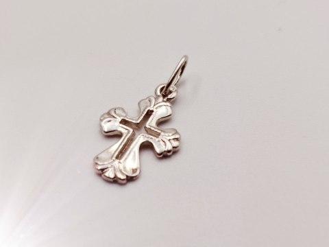 Piękny stary srebrny wisiorek/zawieszka ażurowy KRZYŻYK srebro 925 VINTAGE