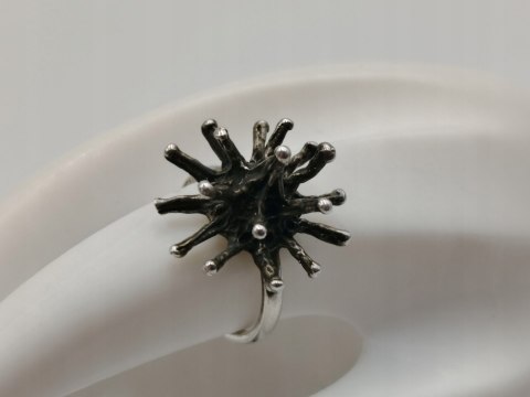 Stary autorski srebrny damski pierścionek JEŻ/JEŻYK r. 17 biżuteria VINTAGE