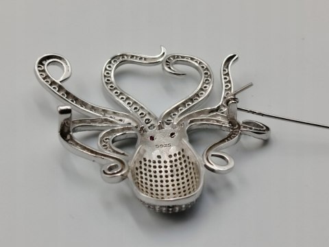 Piękna damska autorska srebrna broszka OŚMIORNICA srebro 925 biżuteria