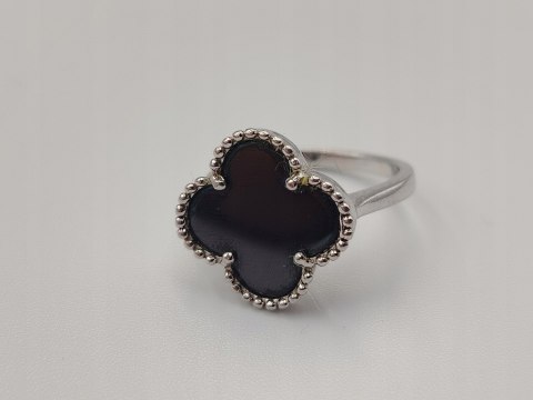 Piękny srebrny pierścionek ONYKS CZARNY KONICZYNA r. 9 srebro 925 biżuteria