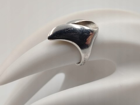 Stary ciekawy damski srebrny pierścionek r.13/14 srebro VINTAGE biżuteria