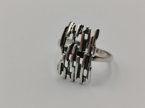 Stary srebrny ażurowy modernistyczny pierścionek r.17 biżuteria VINTAGE