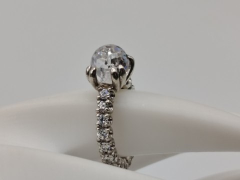 Bajeczny srebrny damski pierścionek CYRKONIE r. 14 srebro 925 biżuteria