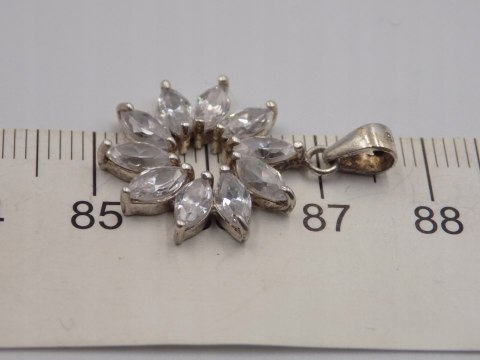 Piękny srebrny wisiorek/zawieszka KWIAT CYRKONIE srebro biżuteria VINTAGE