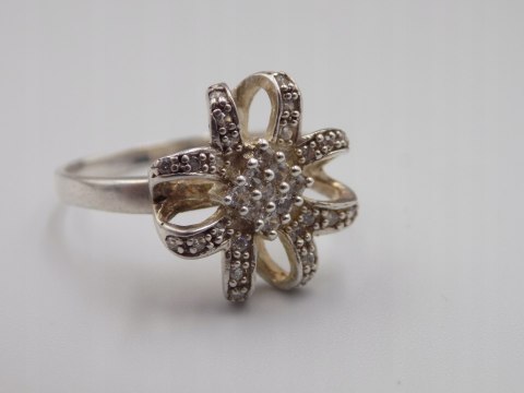 Piękny stary srebrny damski pierścionek CYRKONIE roz. 17 biżuteria VINTAGE