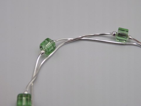 Piękna srebrna damska bransoletka - zielone koraliki, srebro 925 biżuteria