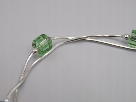 Piękna srebrna damska bransoletka - zielone koraliki, srebro 925 biżuteria