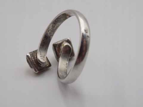 Piękny stary srebrny damski pierścionek BURSZTYN roz.18 biżuteria VINTAGE