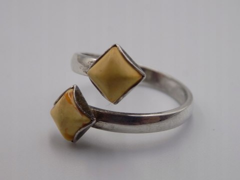 Piękny stary srebrny damski pierścionek BURSZTYN roz.18 biżuteria VINTAGE