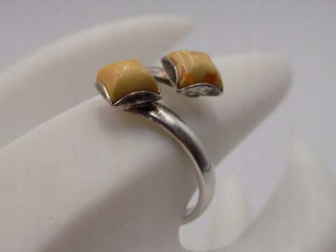 Piękny stary srebrny damski pierścionek BURSZTYN roz.18 biżuteria VINTAGE