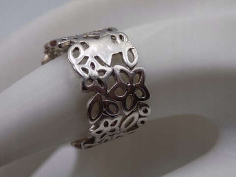 Srebrny ażurowy pierścionek/obrączka KWIATY - r. 11/12 srebro 925 VINTAGE
