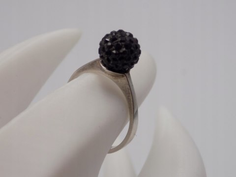 Stary srebrny pierścionek czarna KULA cyrkonie roz.12 biżuteria VINTAGE
