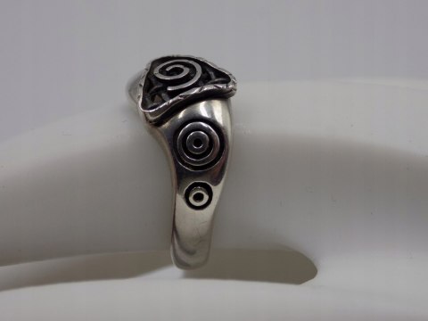 Autorski,stary,srebrny,damski pierścionek WZORKI roz. 21 srebro 925 VINTAGE