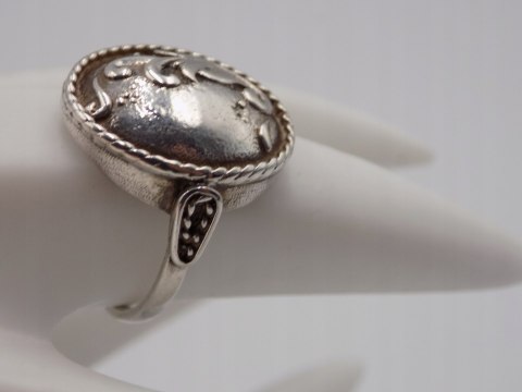 Bardzo stary, piękny, srebrny pierścionek roz. 16 srebro VINTAGE biżuteria