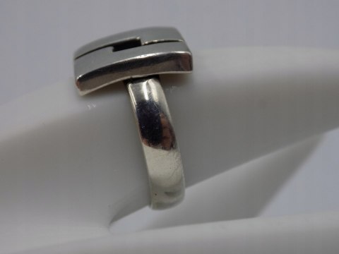 Stary, piękny, srebrny pierścionek KWADRAT roz. 15 srebro VINTAGE biżuteria