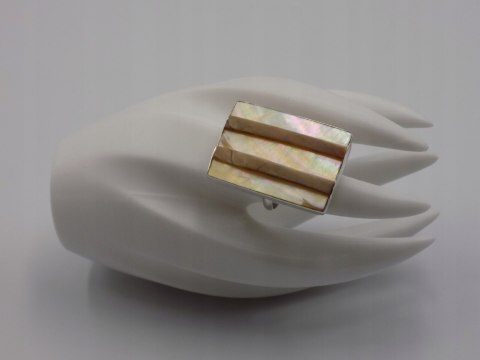 Stary, piękny,srebrny,pierścionek MASA PERŁOWA regulowany VINTAGE biżuteria