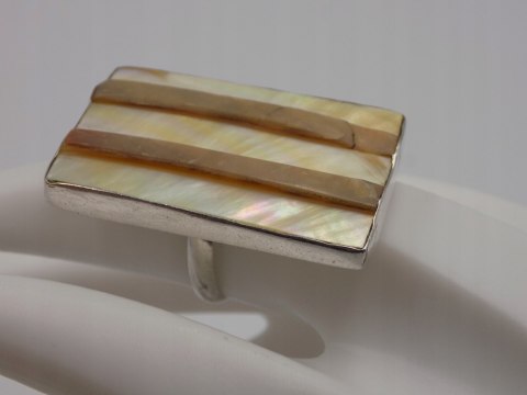 Stary, piękny,srebrny,pierścionek MASA PERŁOWA regulowany VINTAGE biżuteria