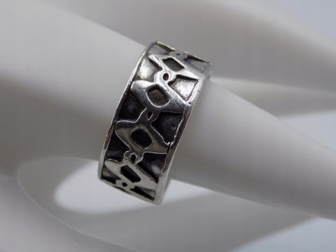 Stary srebrny piękny pierścionek obrączka WZOREK roz. 13/14 srebro VINTAGE