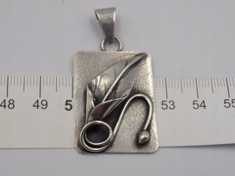 Piękny, damski srebrny wisiorek, zawieszka LISTEK - srebro 925 - w: 8,88 g.