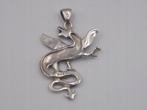 Piękny, damski srebrny wisiorek, zawieszka SMOK - srebro 925 - w: 8,82 g.