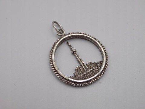 Piękny, damski, srebrny wisiorek / zawieszka STERLING TORONTO SKYLINE