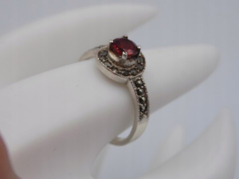 Piękny, srebrny, damski pierścionek MARKAZYTY + CYRKONIA roz. 14 /15 srebro