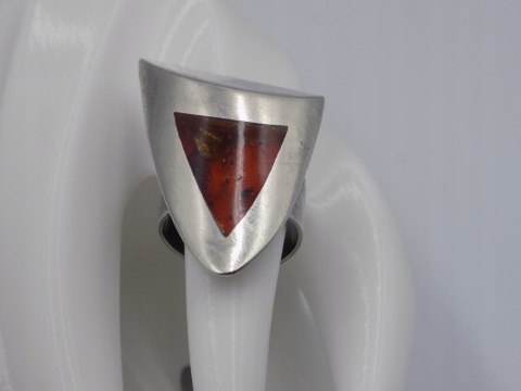 Piękny, stary, damski, srebrny pierścionek z bursztynem, srebro 925 roz. 18