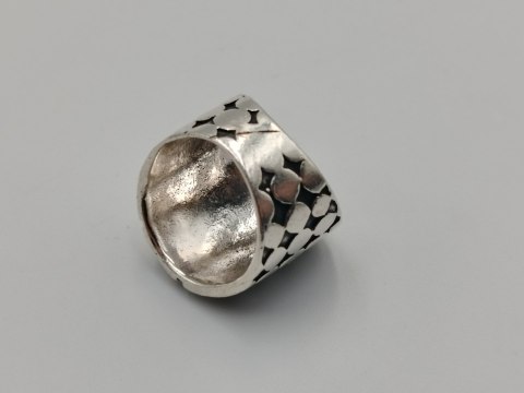 Stary piękny srebrny damski pierścionek/obrączka KÓŁECZKA r.10/11 VINTAGE