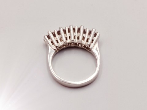Piękny srebrny damski pierścionek CYRKONIE r.13/14 - VINTAGE biżuteria