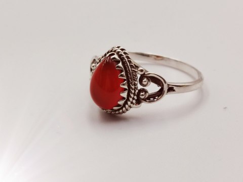 Piękny srebrny damski pierścionek ŁEZKA KARNEOL r.14 VINTAGE biżuteria
