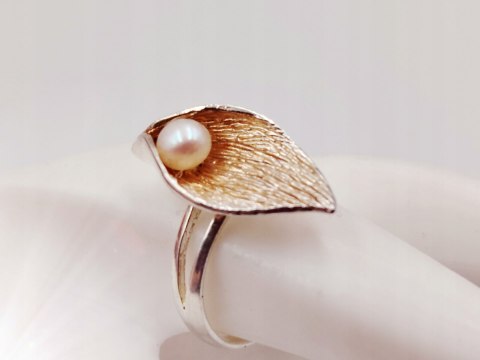 Piękny srebrny damski pierścionek LIŚĆ+PERŁA r.18/19 biżuteria VINTAGE