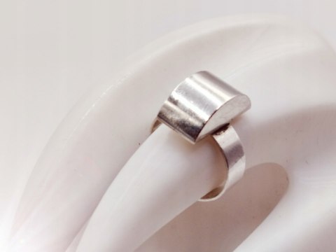 Piękny srebrny damski pierścionek "PÓŁKOLE" r.13 - VINTAGE biżuteria