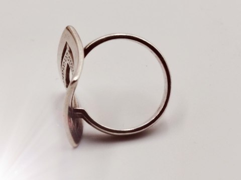 Piękny srebrny damski pierścionek ażurowy KWADRATY r.12 VINTAGE biżuteria