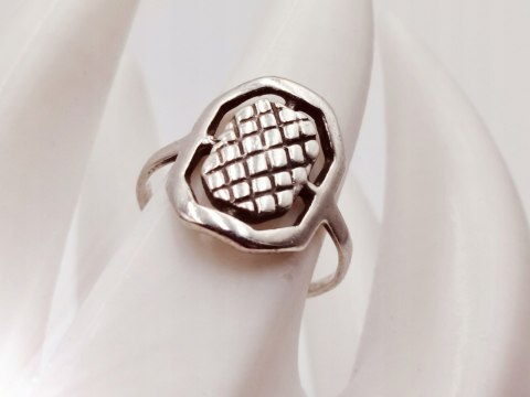 Piękny srebrny damski pierścionek ażurowy SIATECZKA r.14 VINTAGE biżuteria
