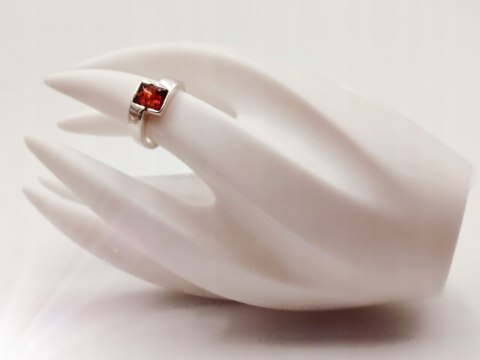 Piękny stary srebrny damski pierścionek BURSZTYN r.12 biżuteria VINTAGE