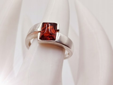 Piękny stary srebrny damski pierścionek BURSZTYN r.12 biżuteria VINTAGE