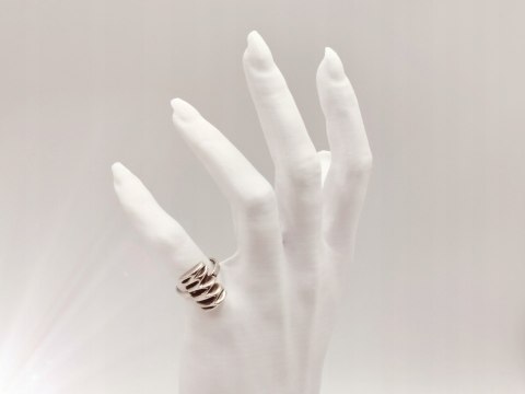 Piękny stary srebrny damski pierścionek "PIKOWANY" r.14 VINTAGE biżuteria