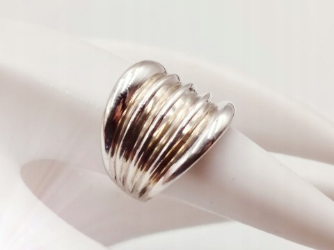 Srebrny damski pierścionek FALE / HARMONIA - roz.11 VINTAGE biżuteria
