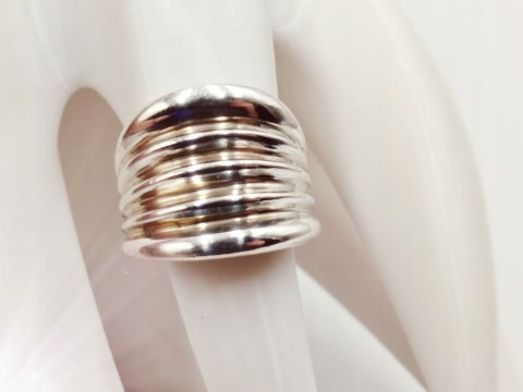 Srebrny damski pierścionek FALE / HARMONIA - roz.11 VINTAGE biżuteria