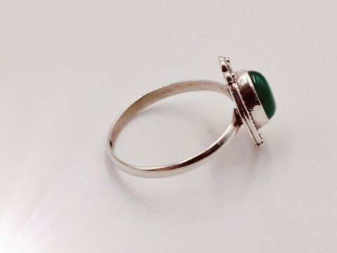 Srebrny damski pierścionek KABOSZON AGAT ZIELONY r.17 VINTAGE biżuteria