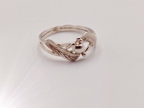 Srebrny damski pierścionek ażurowy z motywem piór-roz. 17 VINTAGE biżuteria
