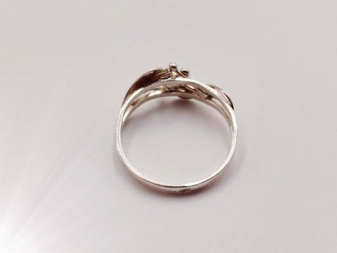 Srebrny damski pierścionek ażurowy z motywem piór-roz. 17 VINTAGE biżuteria