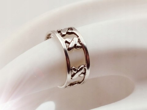 Srebrny damski pierścionek/obrączka ażurowa XXX IKSY roz. 13/14 VINTAGE