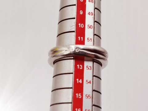 Piękny stary srebrny damski pierścionek BURSZTYN CYRKONIE r.12 VINTAGE